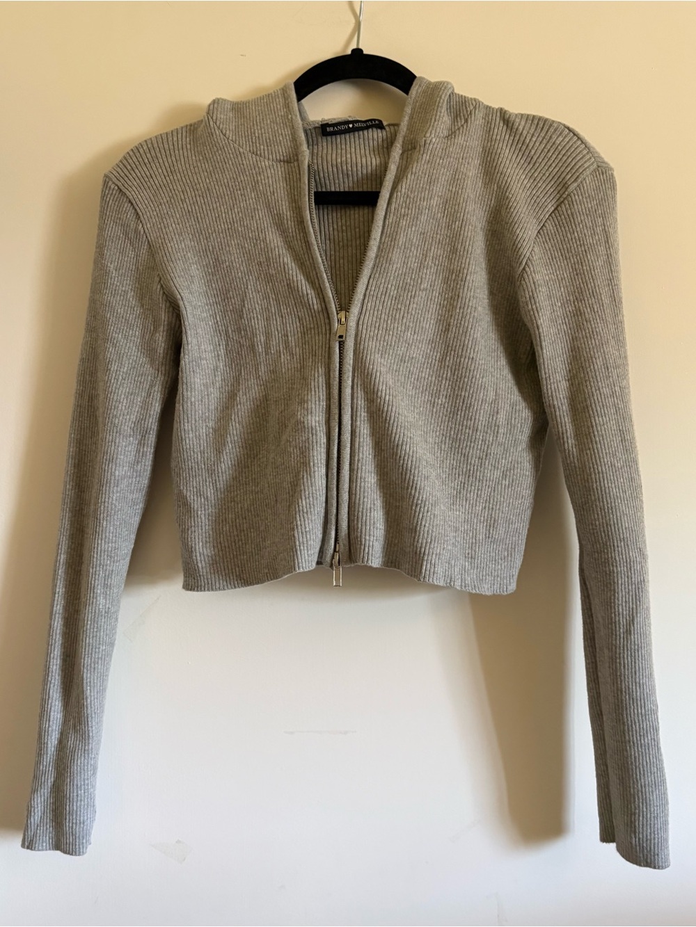 Brandy Melville Women's Light Gray Ribbed Zip-Up Hoodie